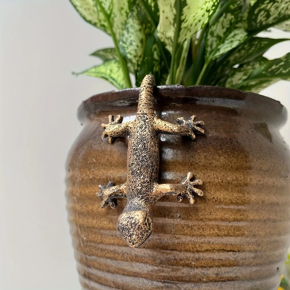 Resin Gecko Planter Hanger, Vintage Bronze Lizard Flower Pot Ornament, Outdoor Garden Patio Yard Hanging Decor