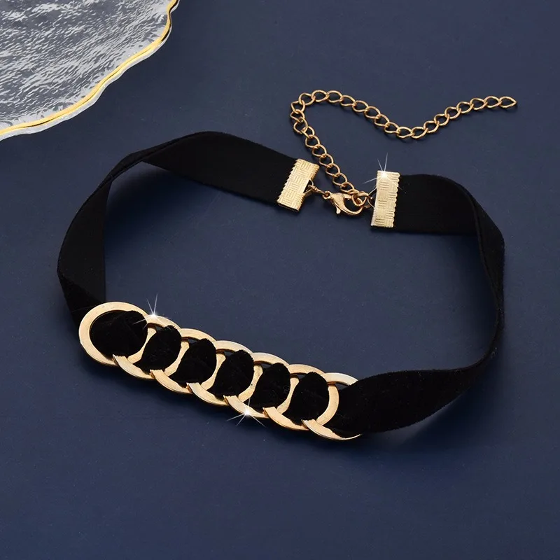 

Female hip-hop collar, circle over circle, collar, collarbone chain, short neck strap, collar, neck with neck chain