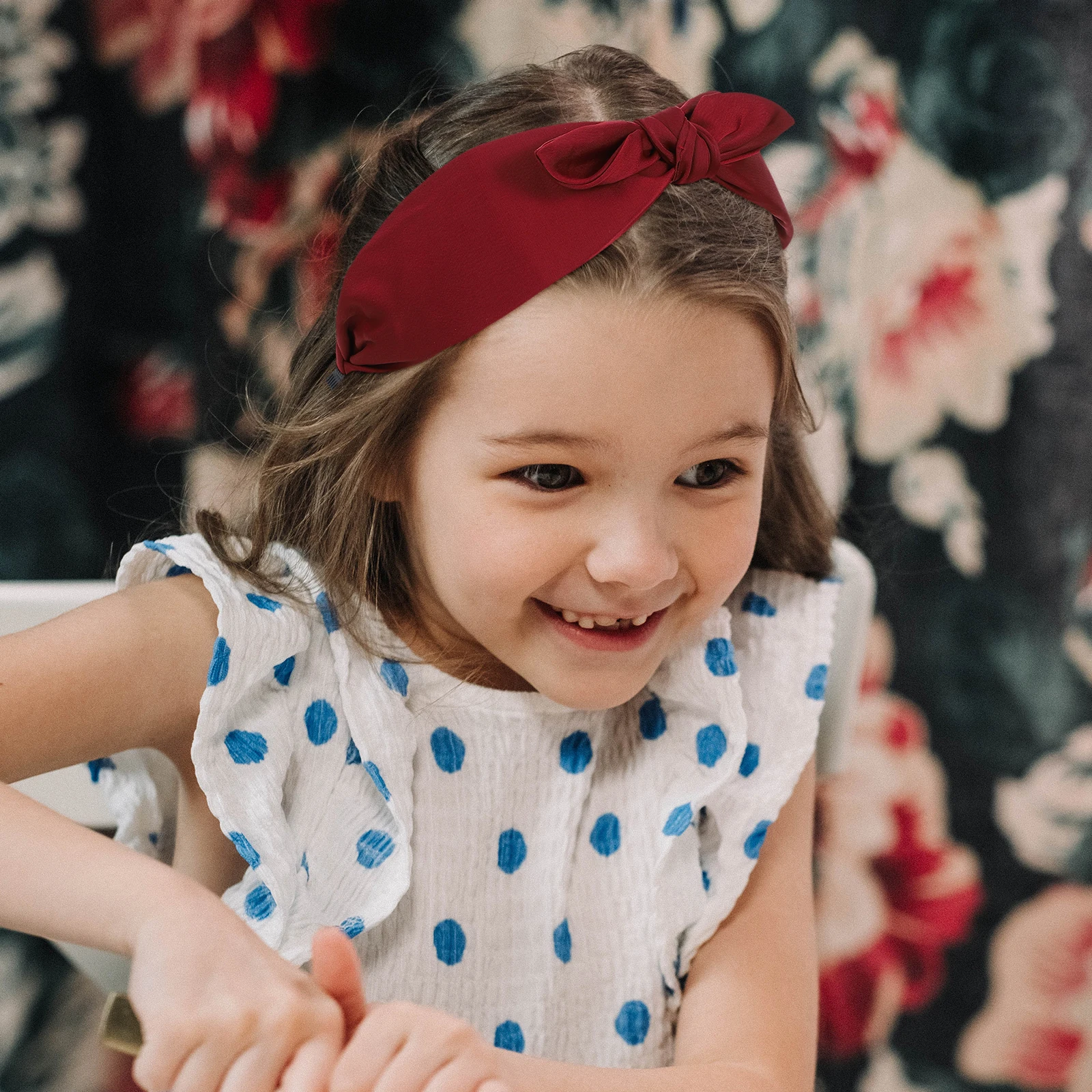 

6pcs Solid Color Wide Cloth Hair Hoops Bowknot Headbands Adorable Funny Durable Creative Costume Play Party Photo Props Lovely