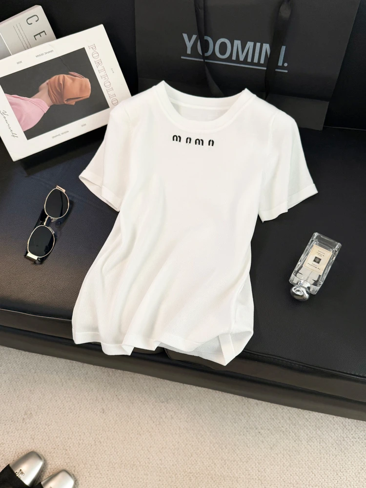 

New embroidered letter simple and versatile slim fit short sleeved T-shirt white knitted soft and elastic top