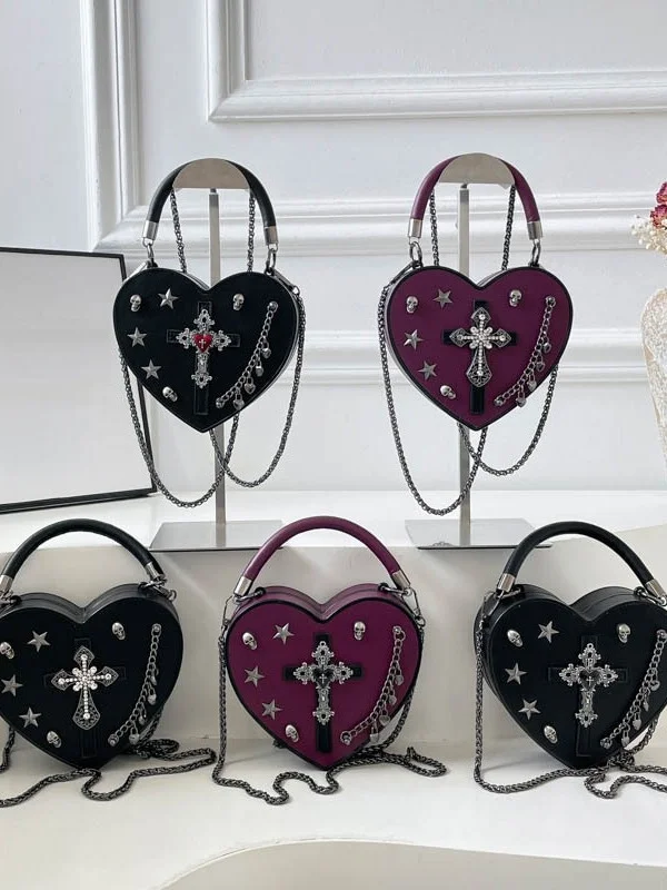 Gothic Heart Shape Handbag for Women Punk Cross Skull Star Rivet Chain Crossbody Bag Y2K Mini Evening Shoulder Purse
