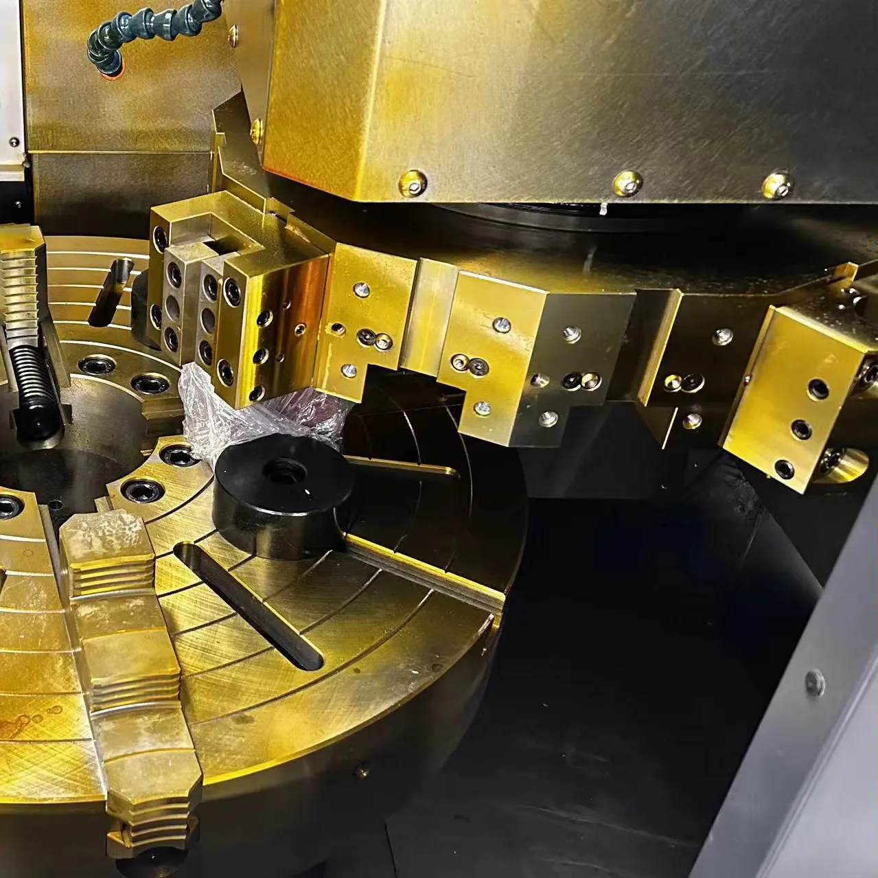 Vtc650 Harga bubut pekerjaan berat CNC mengubah pusat Hine vertikal