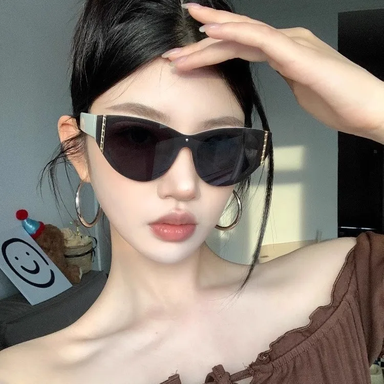 

Дизайнерские винтажные солнцезащитные очки «кошачий глаз», женские солнцезащитные очки с защитой от ультрафиолета, модные премиум-класса, солнцезащитный козырек, высокое качество, шикарные очки в стиле ретро