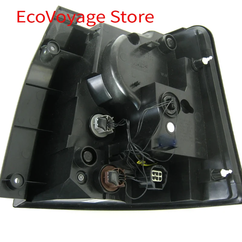 Rear 2012 spec LED Lights PAIR for Range Rover Sport L320 (Includes upgrade of 2005-09 models)  LR043996 LR043994