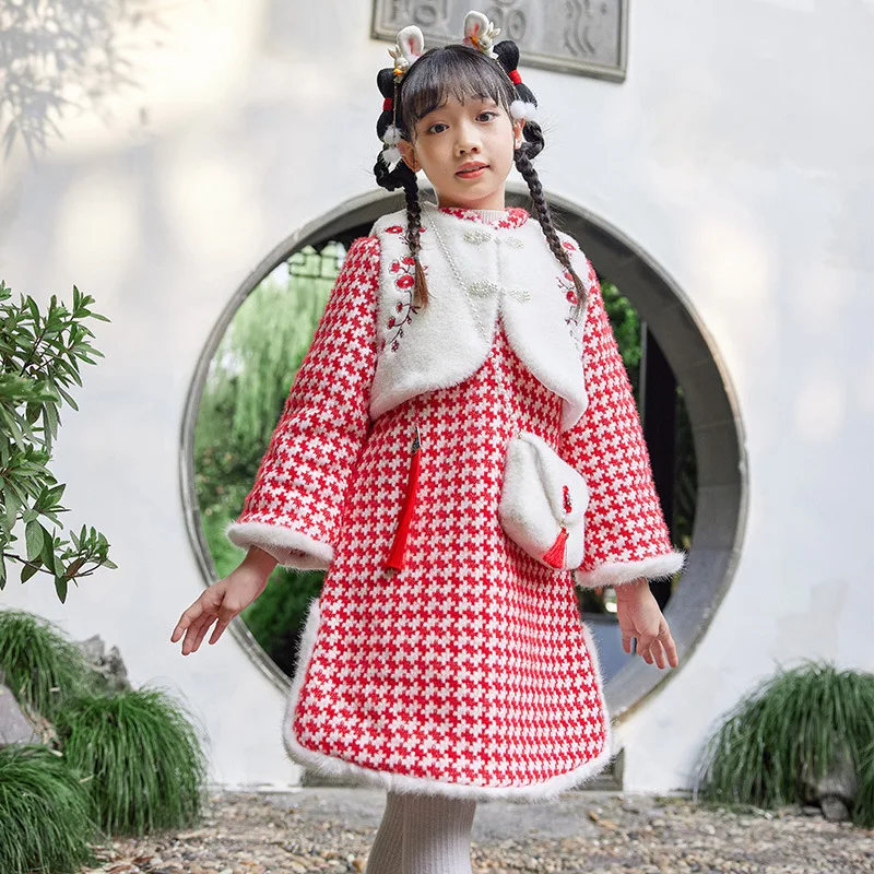 

Girls' Dress Cheongsam 2022 New Winter Thickened Clothing Children's Chinese Style Vest Suit Dress New Year's Give Same Bag