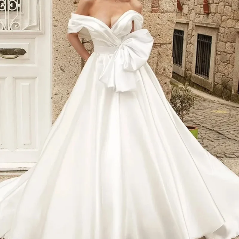 Satin White Wedding Dresses off-shoulder The corset lace decal off-shoulder Bridal Gowns multi-layer Made