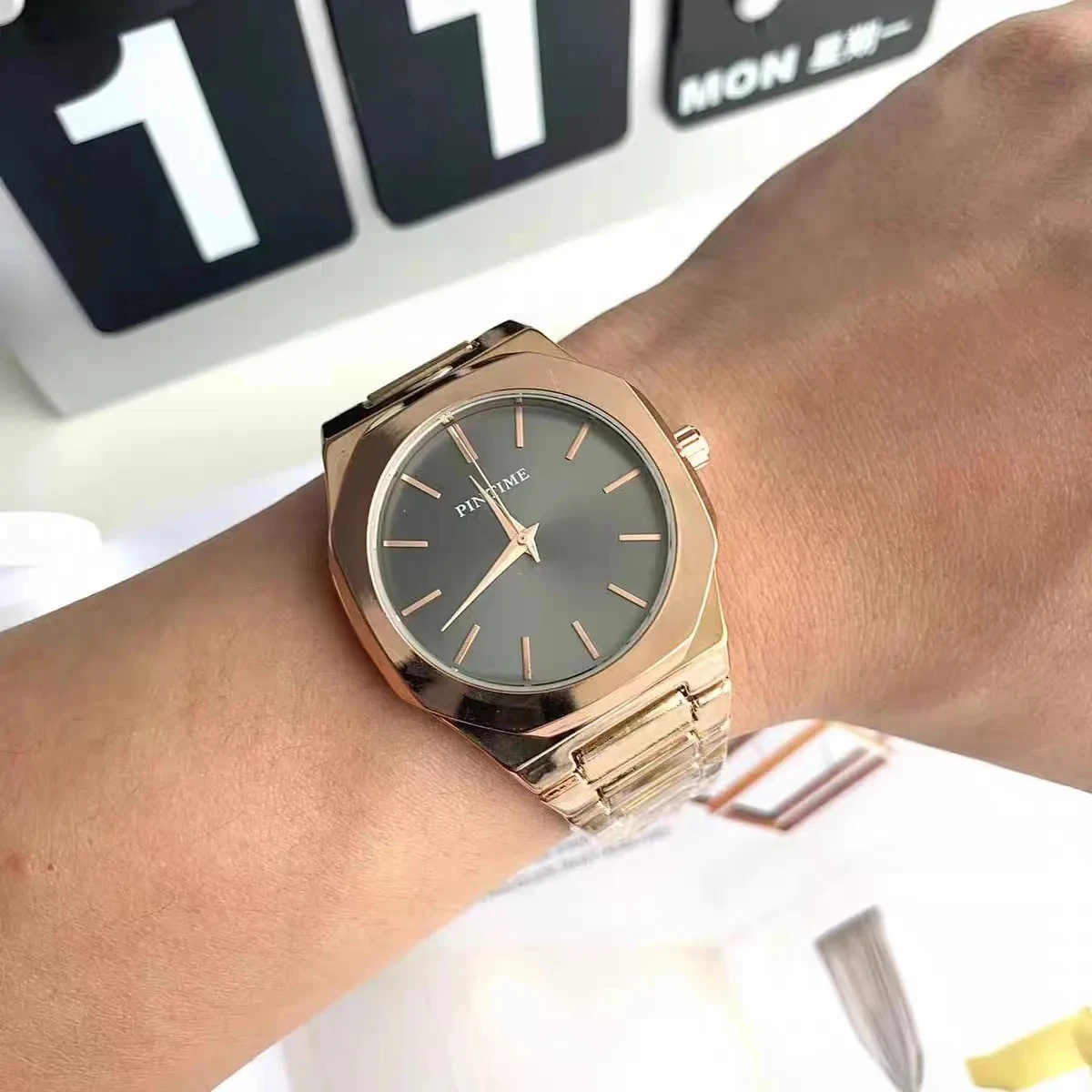 Роскошные уникальные мужские часы из легированной стали и кварцевые часы с простым линейным циферблатом, деловые мужские часы для вечеринок, модные мужские часы