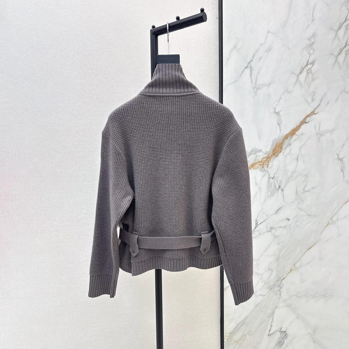 2026 High quality women's collar, zipper, zip tie, waist cinching, soft and plush knitted top261016122