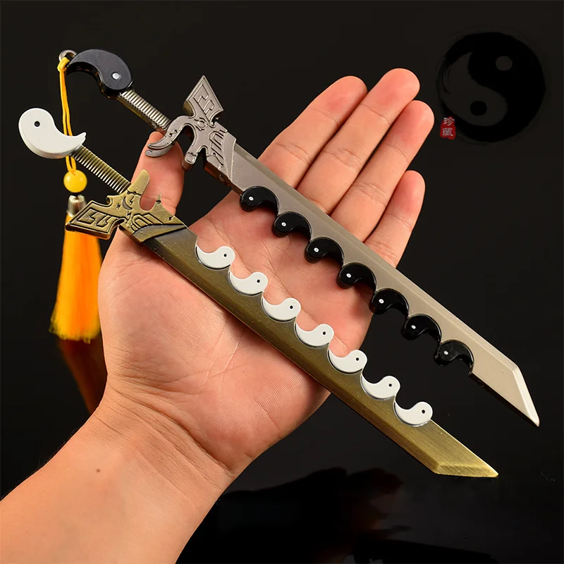 26 centimetri Tai Chi Yin Yang Bagua Spada Tubata Giocattoli Tutto in metallo Artigianato Ornamenti Modello Cineserie Collezione Decorazioni della stanza