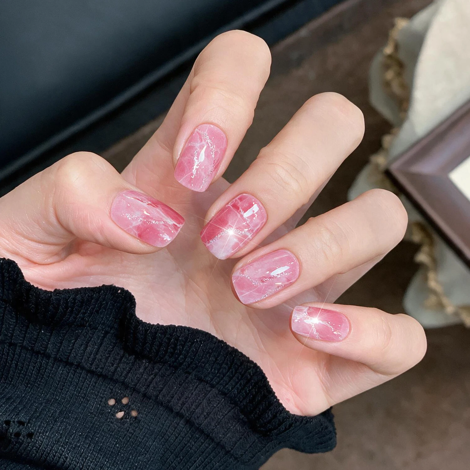 16Tips Marble Gradient Design Nail Stickers Glitter Self Adhesive Full Cover Nail Wraps Marble Strips for Manicure Decoartion