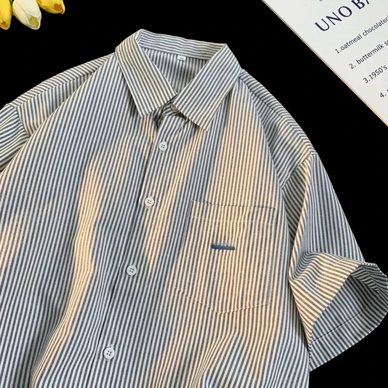 

Mens Stripes Shirts Short Sleeved Slim Social Shirts Casual Male Clothes American Vintage Couple Top Single-breasted Mens Shirt