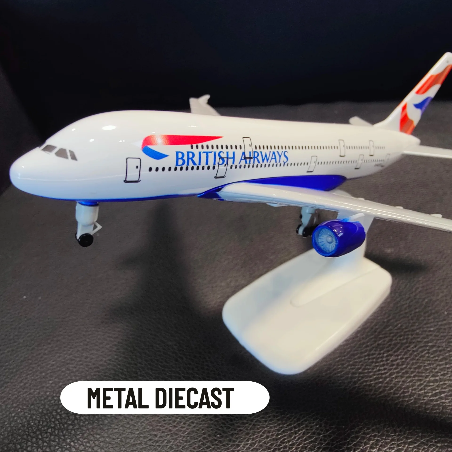 Diecast UK A380 Aviao Aircraft Model Scale 1:250 Airbus Boeing Miniature A350 B747 B777 B787 Aviation Kid Xmas Gift Toy