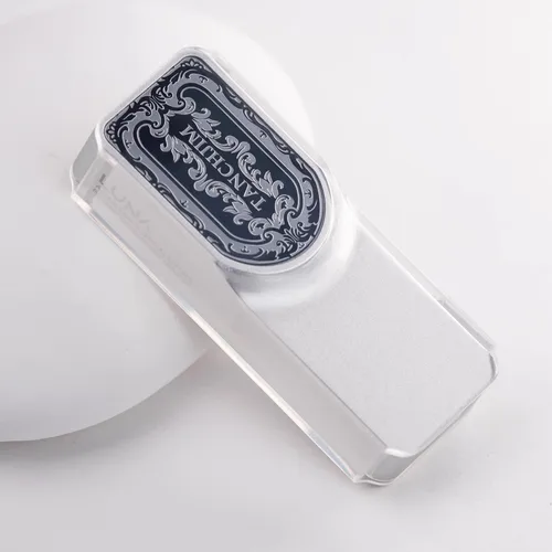 Imagen 2 del producto La funda protectora transparente TANCHJIM LUNA es transparente, altamente transparente y adhesiva cerrada.