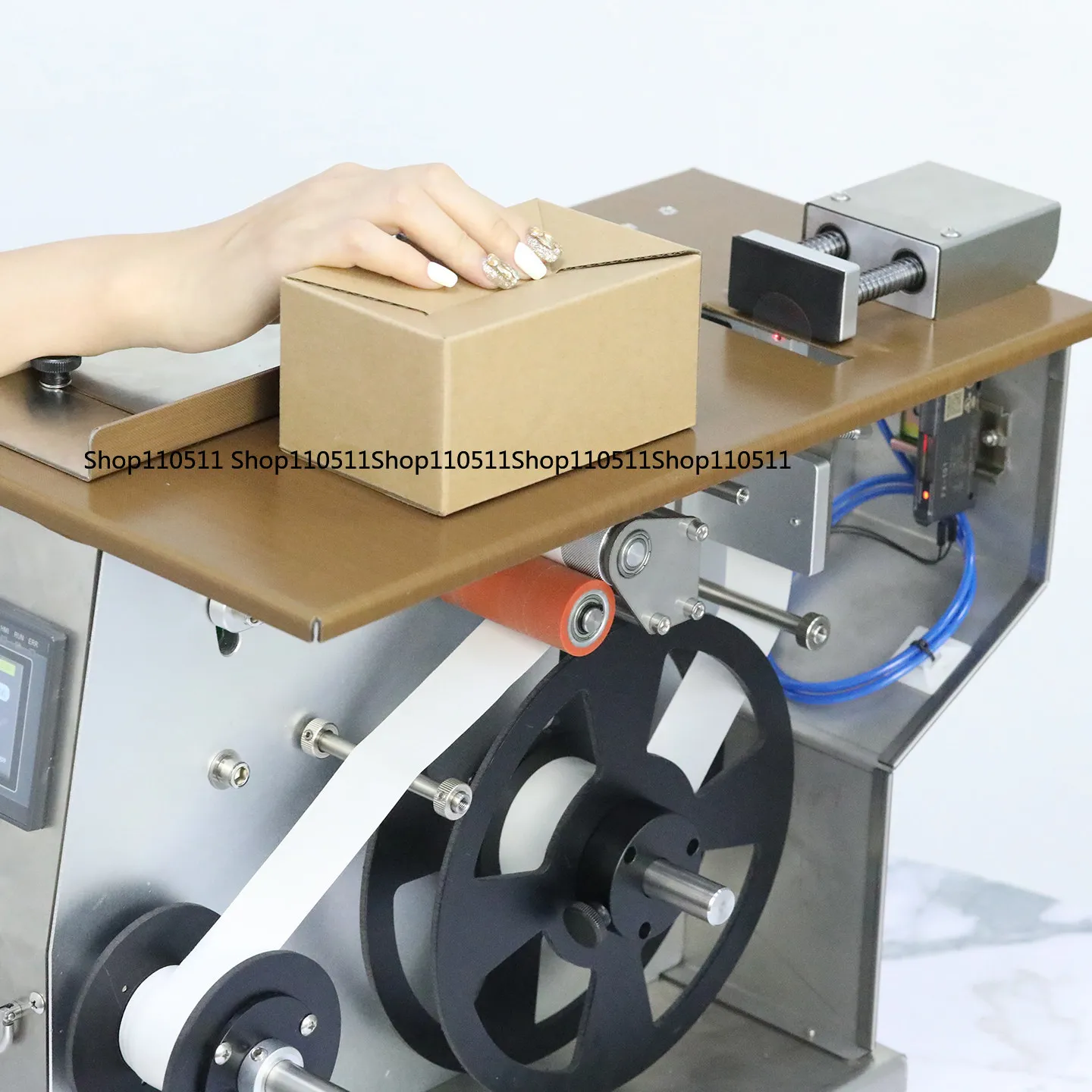 Automatic right-angle labeling machine, trademark transparent label, anti-counterfeiting and anti-dismantling label