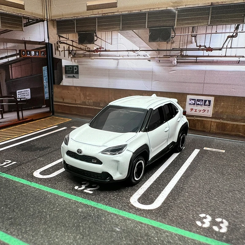 TOMY 7cm Toyota YARIS CROSS GR SPORT Alloy Car Diecasts & Vehicles