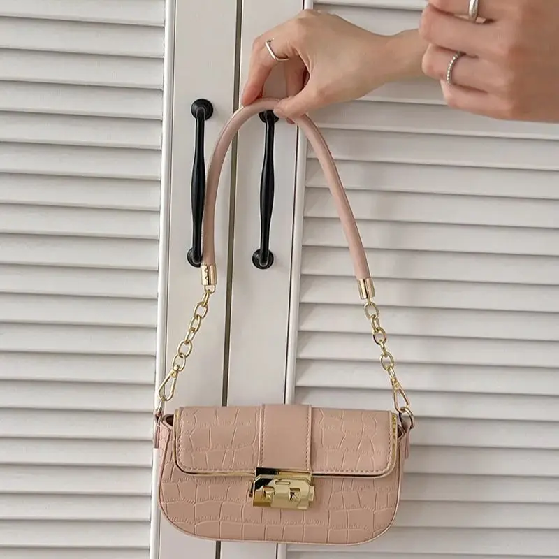 

Simple temperament small square bag versatile small bag 2024 new summer texture armpit bag single shoulder crossbody bag