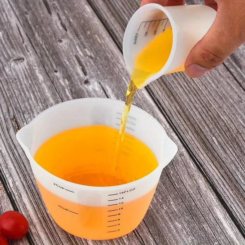 1PC Food Grade Silicone Measuring Cup with Clear Scale Non-stick Durable Kitchen Measuring Tools for DIY Cake Making