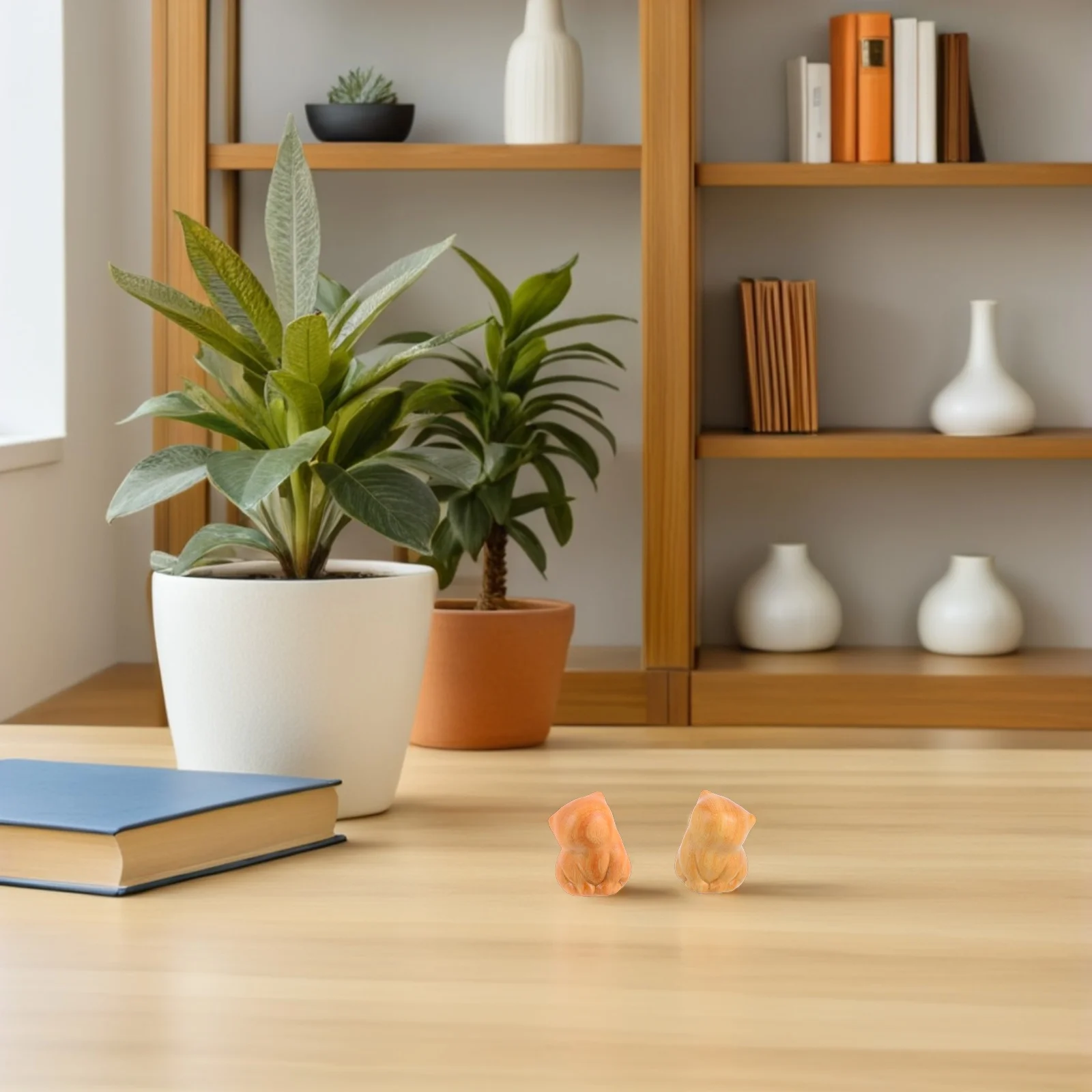 

2Pcs Miniature Wooden Cat Statue Charming Design Sturdy Longlasting Low Maintenance Cute Cat Ornament for Shelves Desks