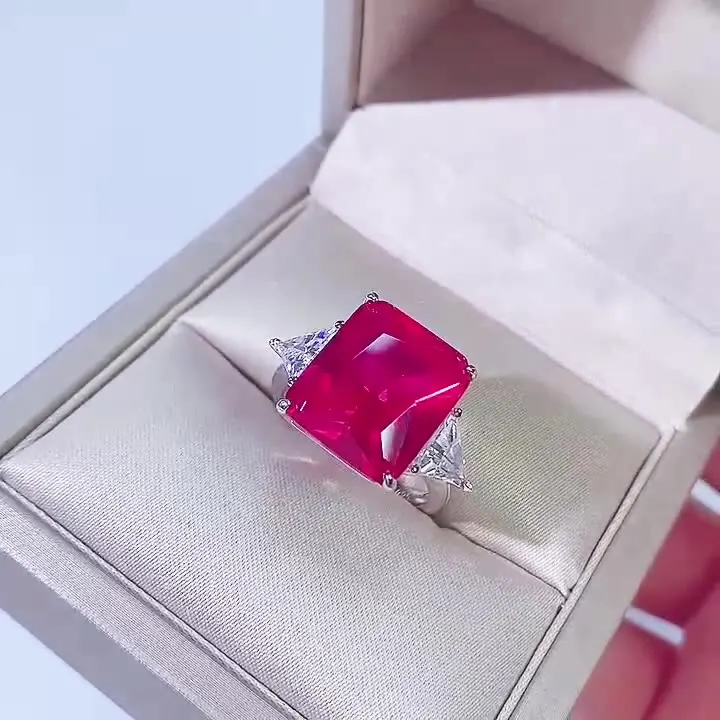 New fashion trend S925 silver inlaid 5A zircon jewelry classic ruby emerald temperament ladies ring