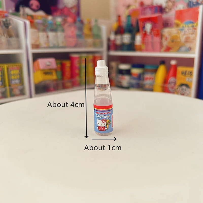 Set di bevande a tema Hello Kitty in miniatura per case delle bambole, giochi di finzione e decorazioni per la cucina, confezione da 5/10