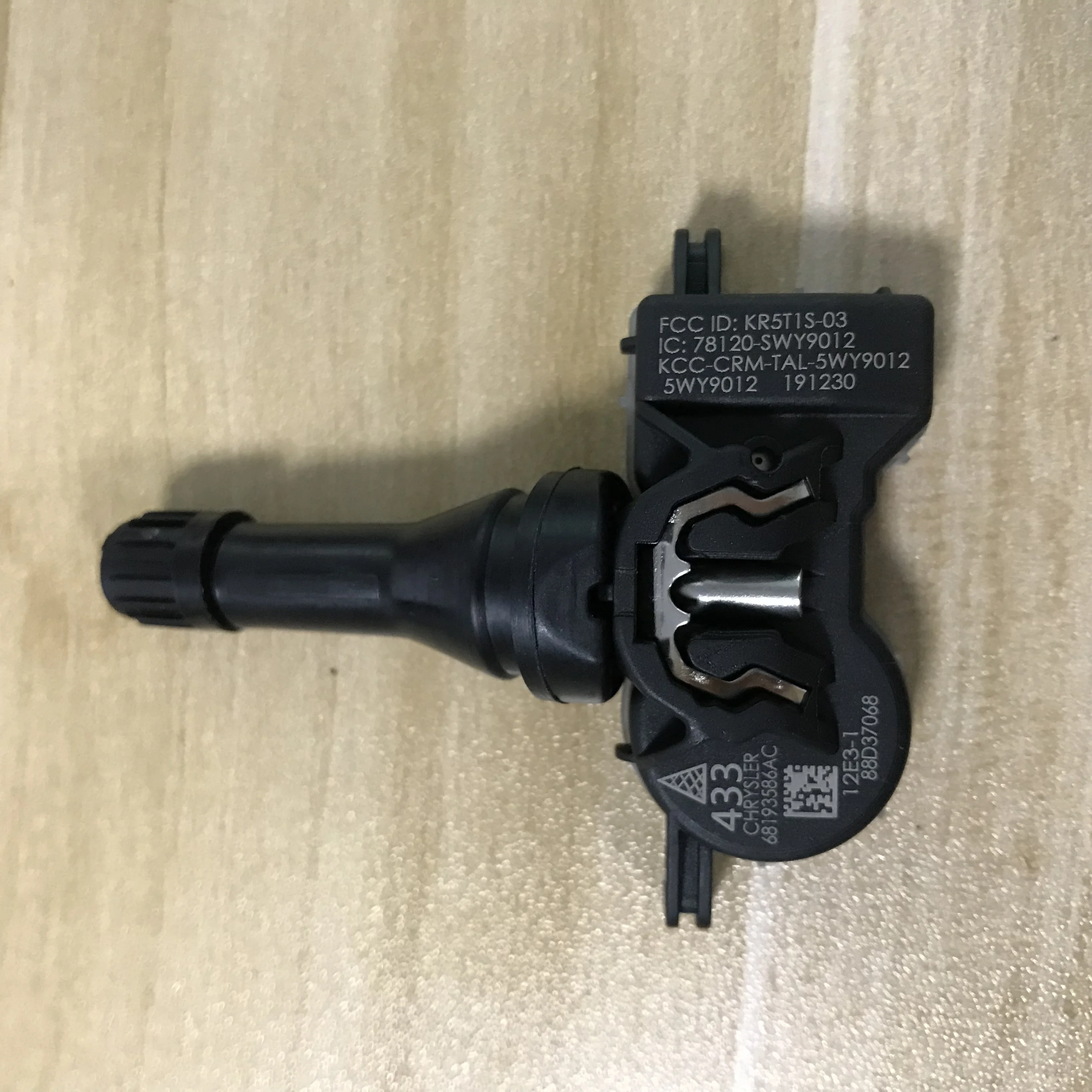 

Q датчик контроля давления в шинах датчик Tpms 68193586AA 68105280AE 68193586AC для Dodge Dart 433 МГц автомобильный датчик