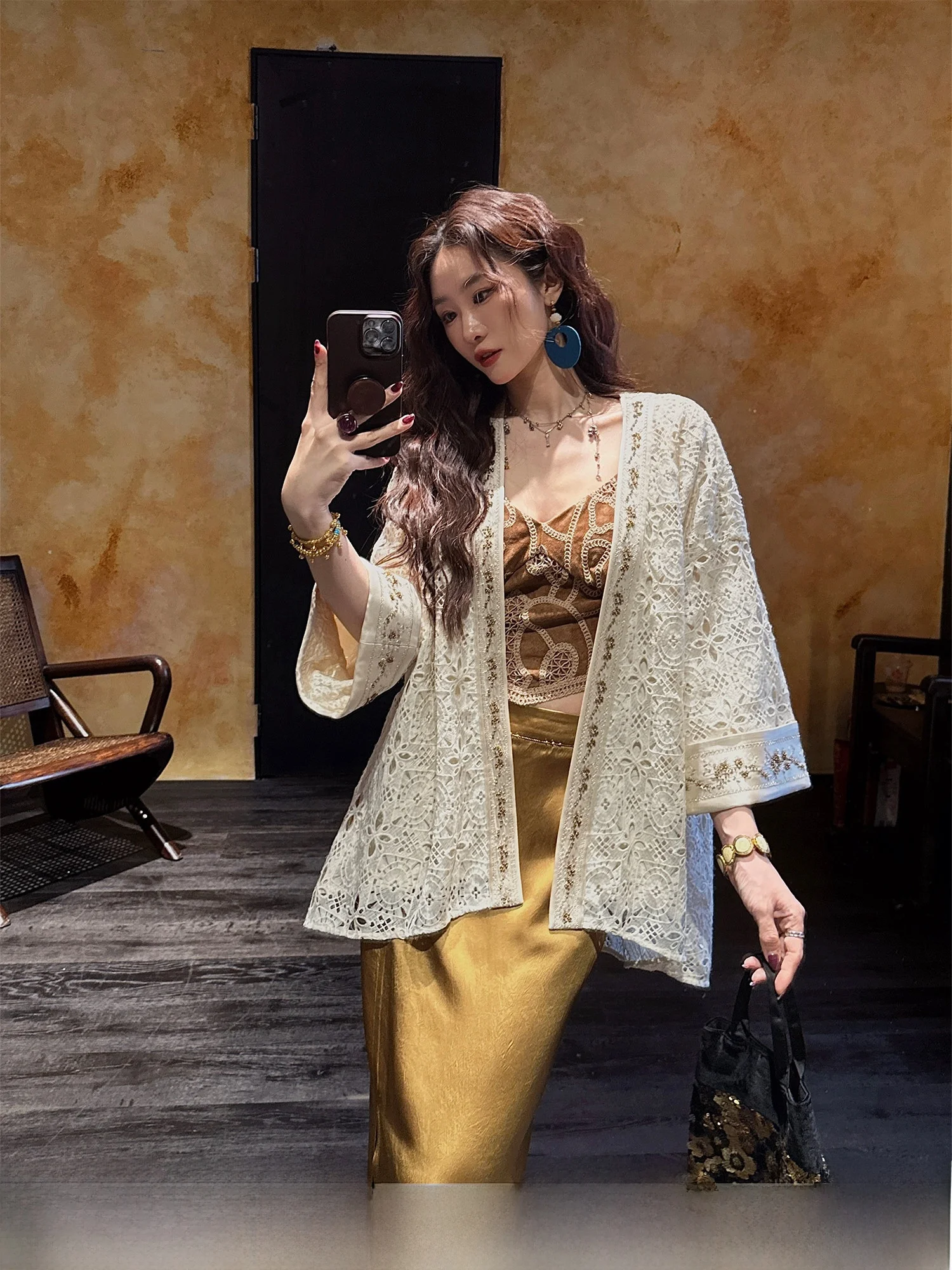 

Женская кружевная куртка Sanji Bla Flower для ранней осени, свободного кроя, из полиэстера, с V-образным вырезом, длинными рукавами, модная