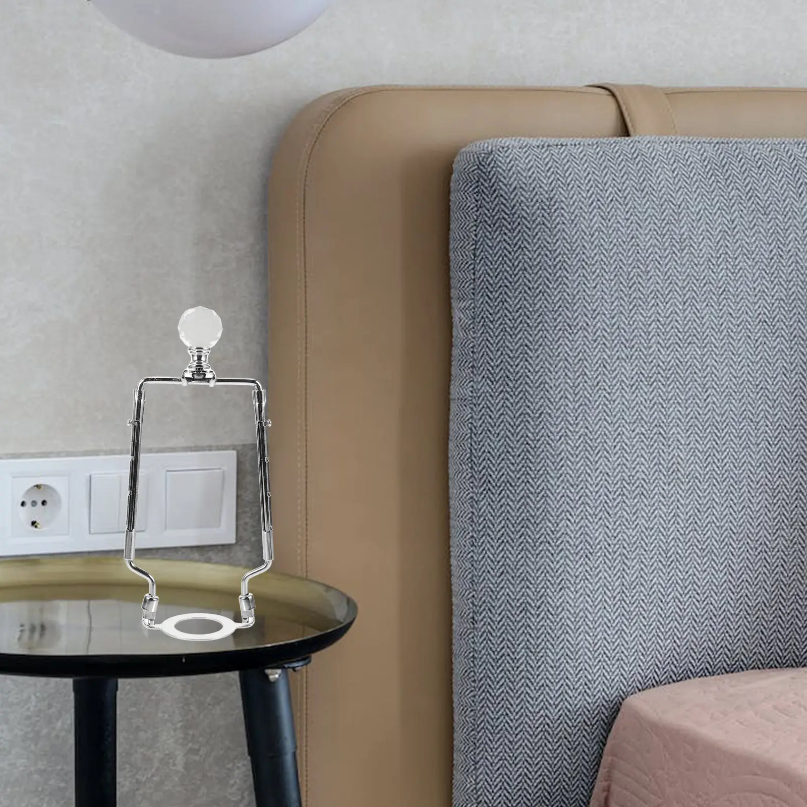 

Комплект для замены плафонов: металлический держатель-адаптер для настольных и напольных ламп, декоративные детали для дома