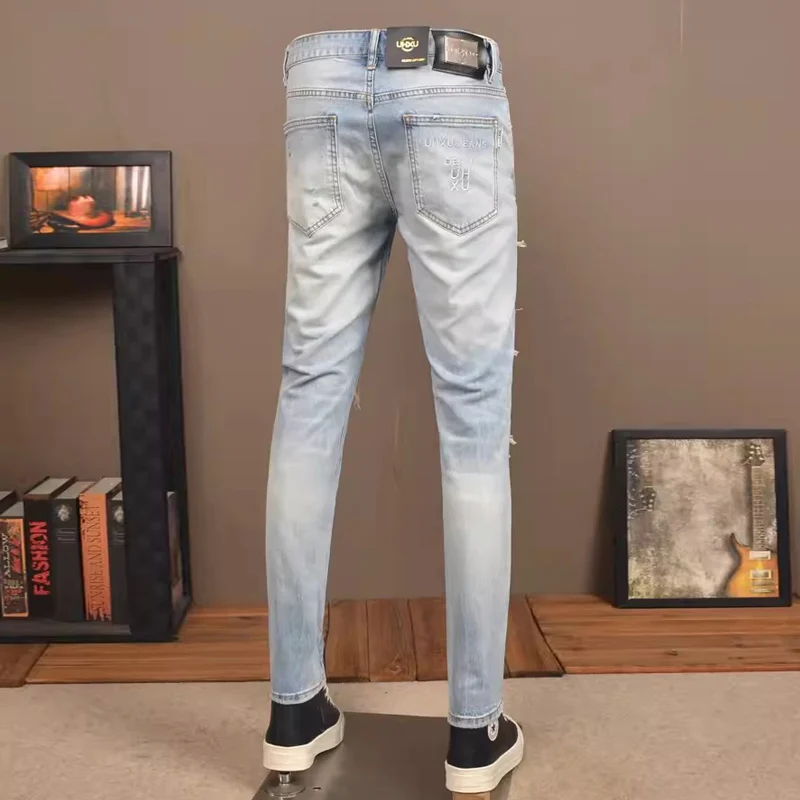 Street Fashion Men's Light Blue Jeans Elastic Slim Fit Split Wash Retro Hole Patch Jeans Designer Brand Pants hombe