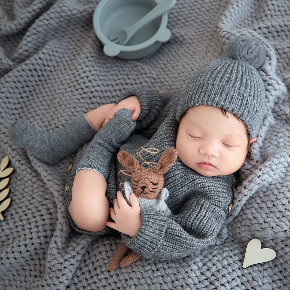 Hello World Theme Newborn Photography Props Knitted Baby Photo Outfit Bear Shape Pillow Mini Bunny Decor Props for Infant Shoot