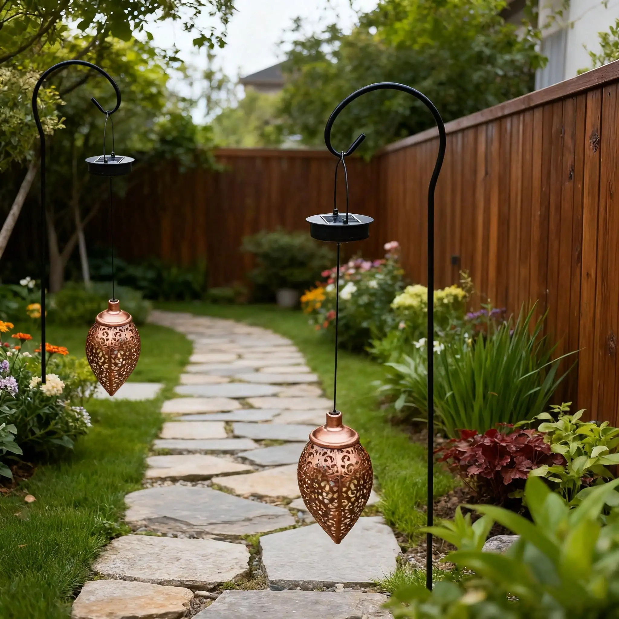 1pc Solar Hollow Projection Hanging Light: Auto Switch, Ambient, Outdoor/Garden/Lawn Decor