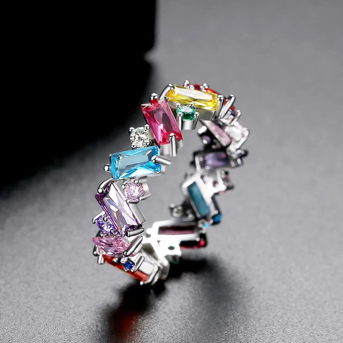 SUGO 2022 صيف جديد موضة جميلة متعدد الألوان تصميم غير منتظم خواتم زركونيا للنساء الاتجاه عشاء مبهر مجوهرات هدية #1