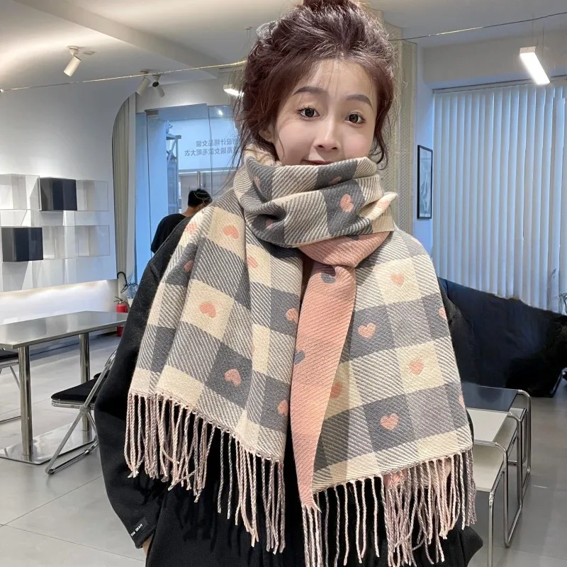 1 Piece Scarf Women Luxury Autumn and Winter Heart-Shaped Scarf, Women's Plaid Comfortable Scarf Thick Large Blanket Shawl Scarf