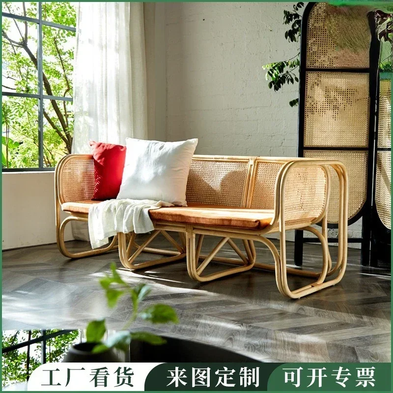 

Продукт можно изготовить на заказ. Диван из ротанга, скандинавский современный трехместный диван-комбинация, простой дизайн из массива дерева.