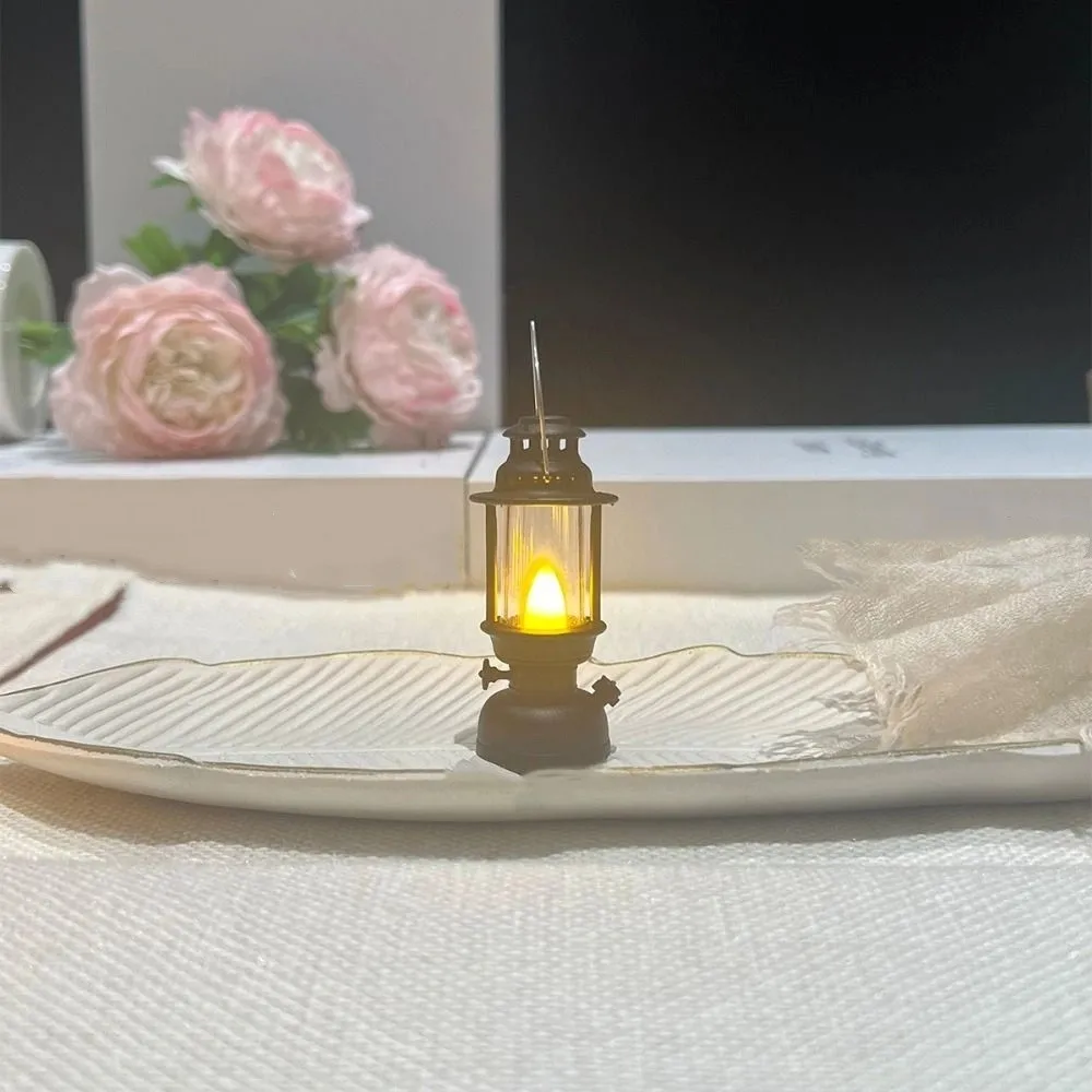 Retro LED Electronic Candle Light Creative Warm Light Outdoor Hanging Small Lanterns with Hook Smokeless LED Atmosphere Lamp