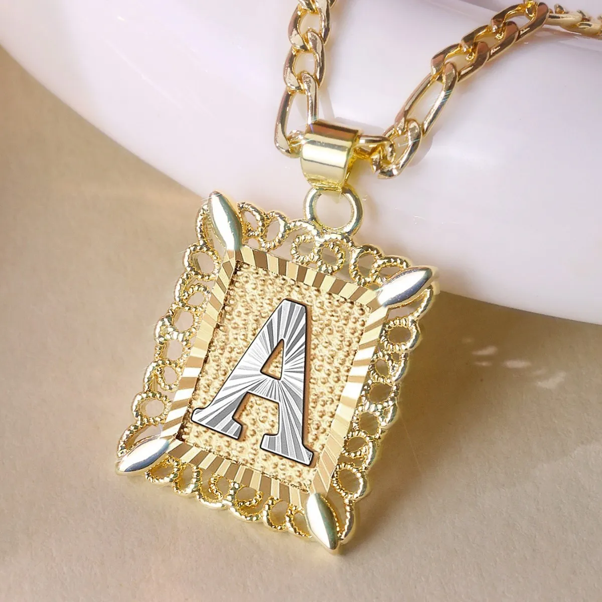 Initial Necklaces for Women Square Letter Pendant Necklace Capital Monogram Alhpabets From A-Z Figaro Chain Birthday Gift