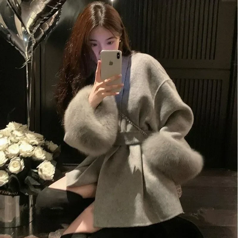 

2023 New Double Sided Cashmere Coat Women's Fox Fur Grass High Grade Feeling Cloak Woolen Medium Length Fashion Casual Cozy Coat