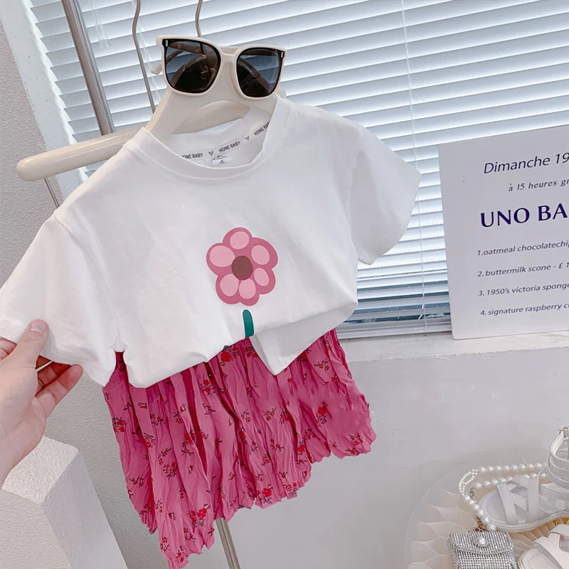 

Цветочный топ + плиссированная юбка с цветочным принтом, детская одежда, кавайная милая детская одежда, костюм, летние милые повседневные модные комплекты одежды для девочек