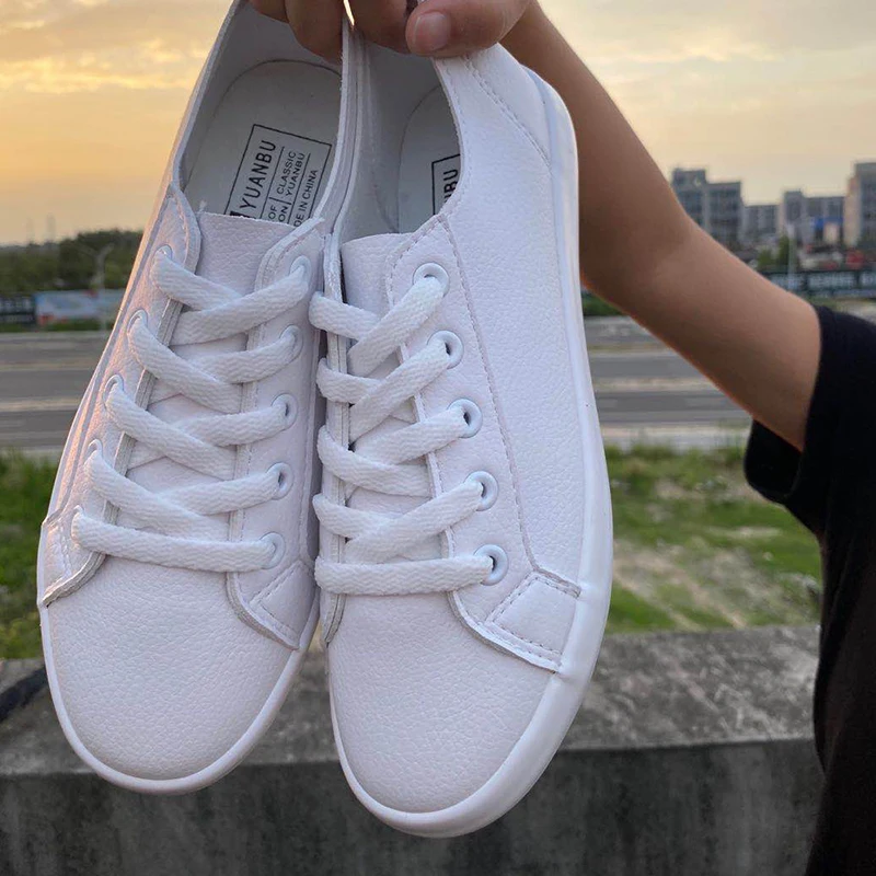 Spring Thin Large Size Women's Shoes Soft Leather Flat Shoes Wide Foot Fat Sister's Footwear 41-43 Soft Bottom Versatile Nurs...