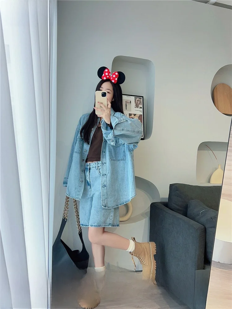 

Весенний повседневный джинсовый комплект: куртка и шорты в корейском стиле, двухсоставный костюм для миниатюрных женщин, модный женский ансамбль