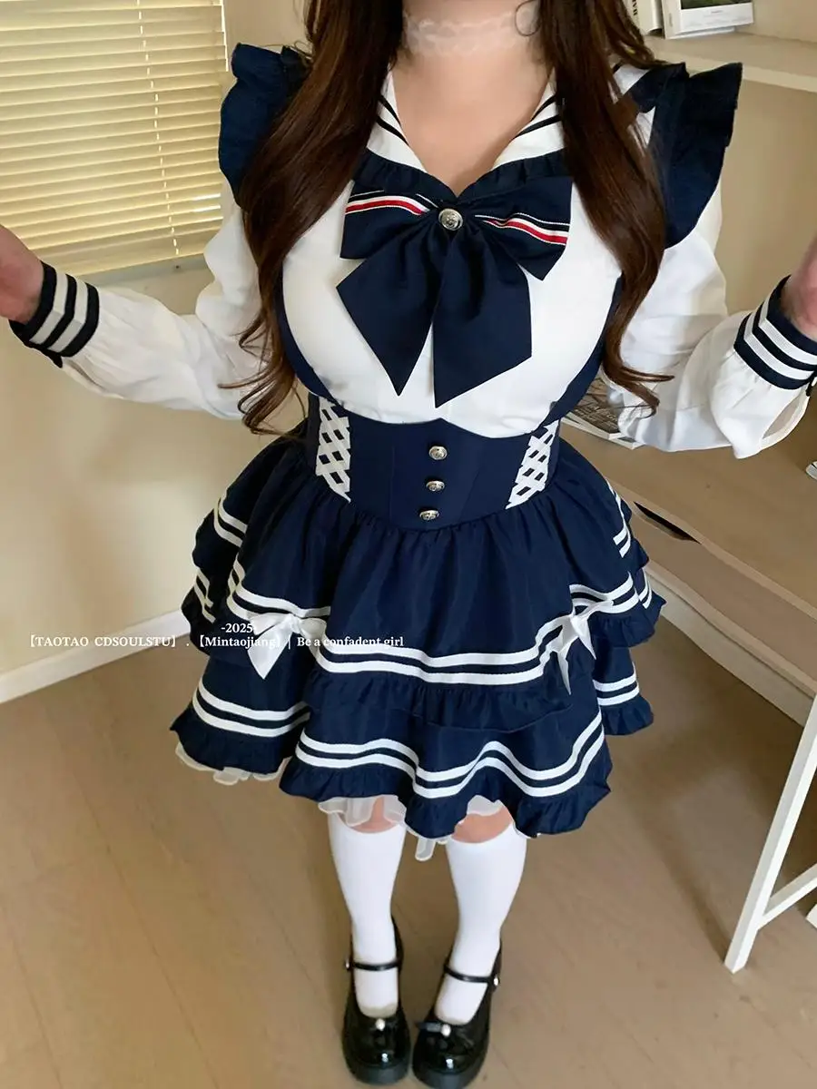 Camicia con fiocco che riduce l'età a maniche lunghe allentata giapponese dolce blu scuro taglie forti Set di gonne con cinturino alla moda blu a vita alta per ragazza carina