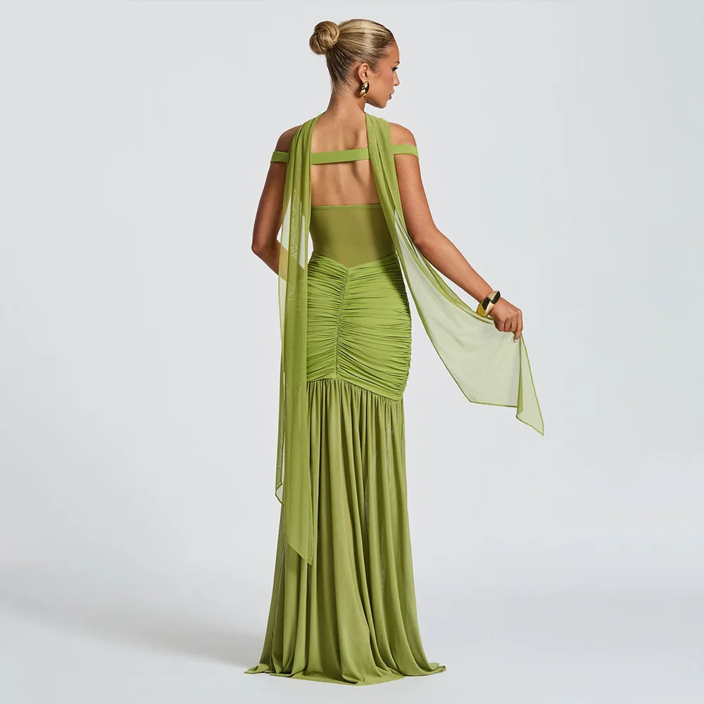 2025 ฤดูร้อน SHEER แผงชุดนางเงือกปิดไหล่ลึก V คอต่ํากลับ Slit Draped เอวชุดชีฟองสีแดงพรมงานแต่งงาน