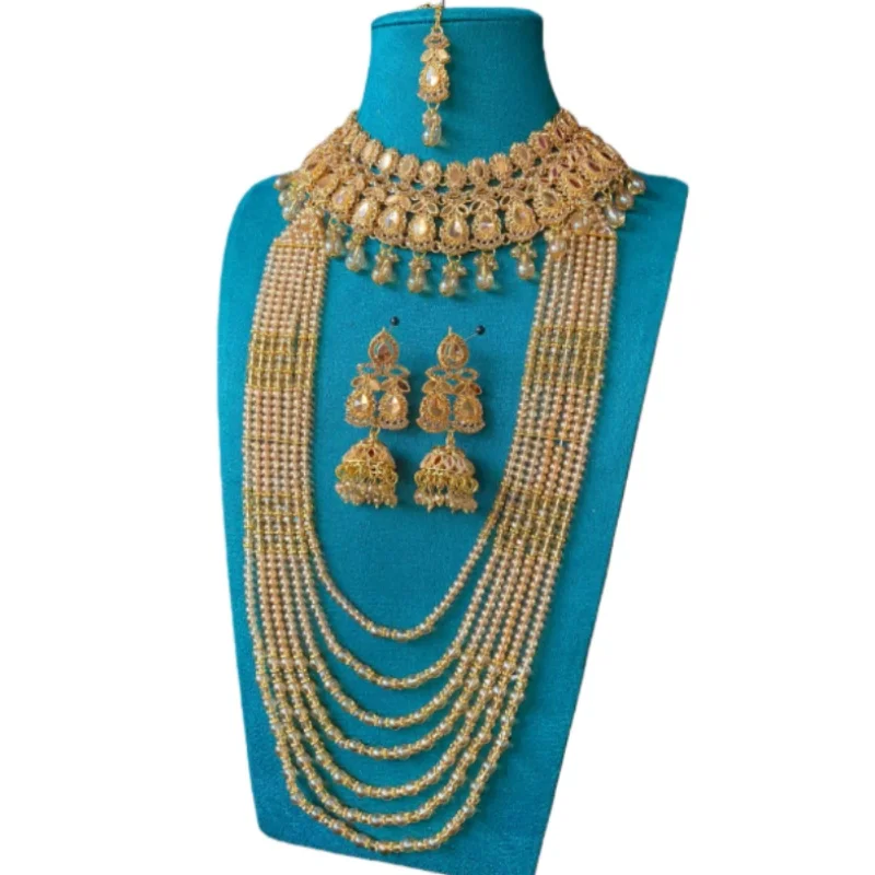 Indian And Pakistani Jewelry Set Decorations Ancient Style Belly Dance Accessories Exotic Style Studio Photo Wedding Bride