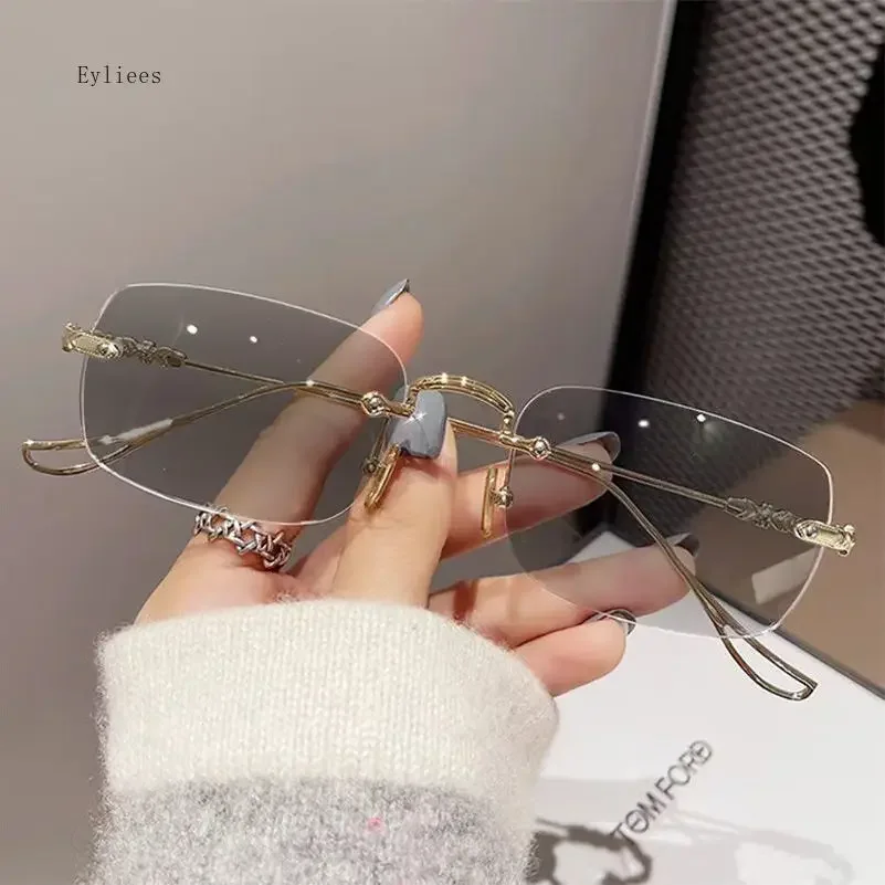 Rimless Photochromic Myopia Glasses Luxury Women Men Color-changing Nearsighted Eyewear Discolored Anti Blue Light Glass