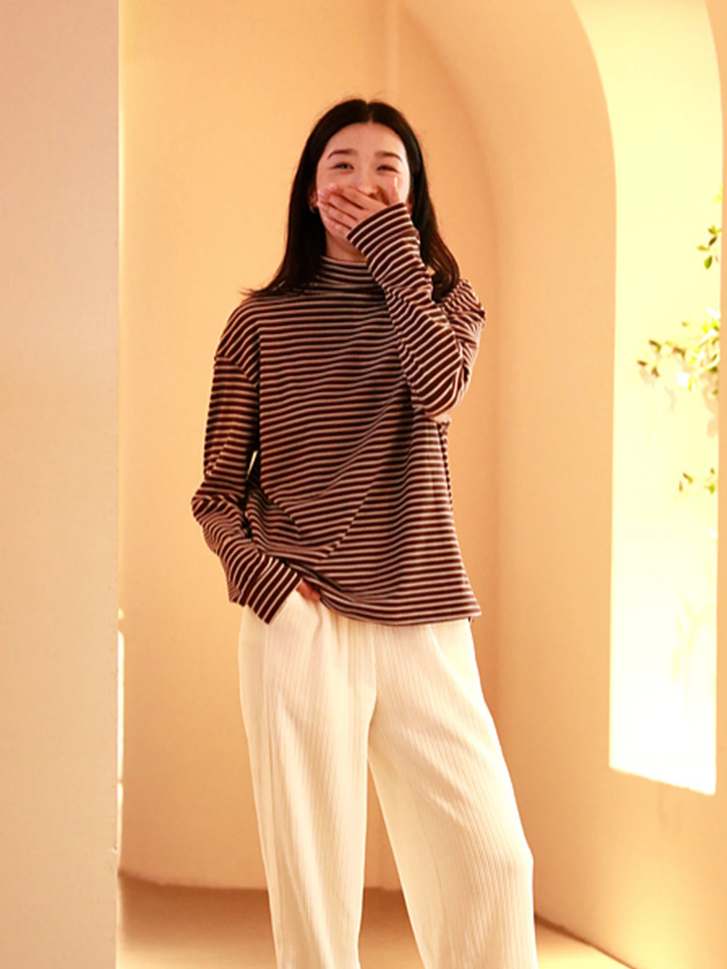 

Ретро полосатая длинная свековая основа irt Color Blo, простой дизайн, элитная футболка, зимняя футболка для поездок на работу, верхняя одежда для женщин