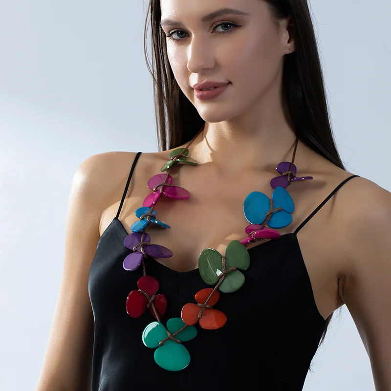 DIY accessories European and American ethnic style multi-layer flower pendant necklace, female bohemian hand-woven color necklac