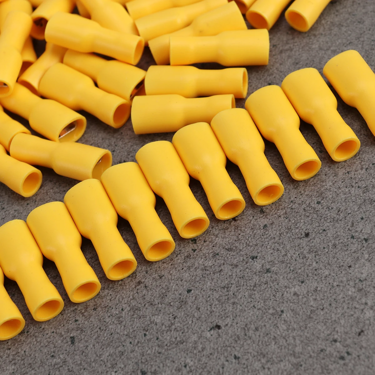 

100Pcs Female Electrical Wire Crimp Terminal Connector Insulated Yellow Lightweight Waterproof Seal for Navigation Automobile