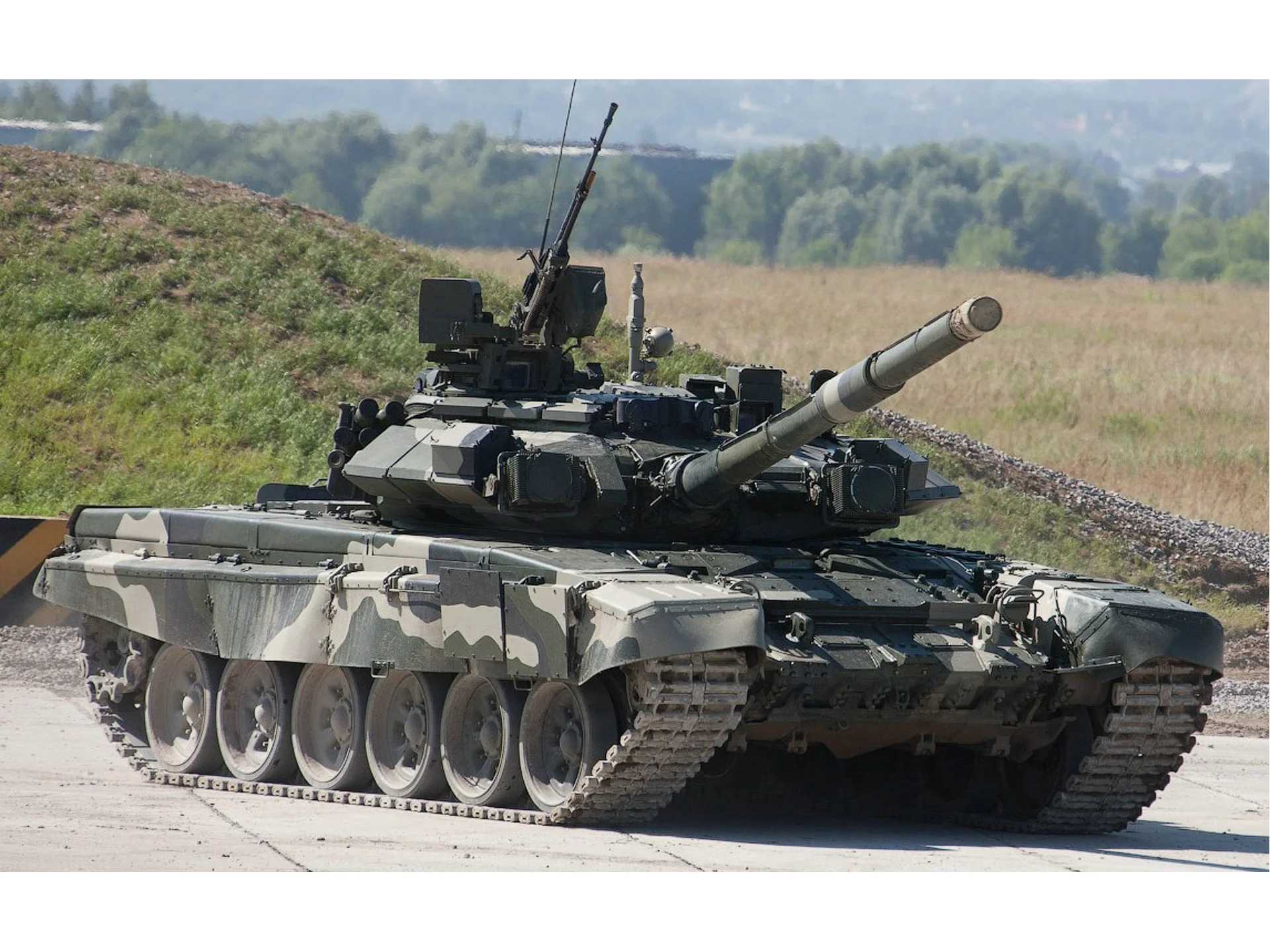 Paint Model Kit - 1/144 Ölçekli RussianT90A MBT Boyasız Minyatür