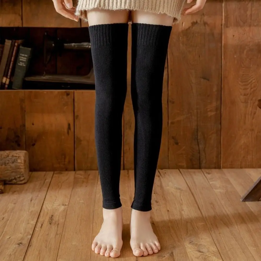 جوارب طويلة ناعمة وسميكة ودافئة لحماية الساق ومضادة للرياح ومضادة للبرد وأكمام طويلة جوارب أنبوبية مرنة للجنسين