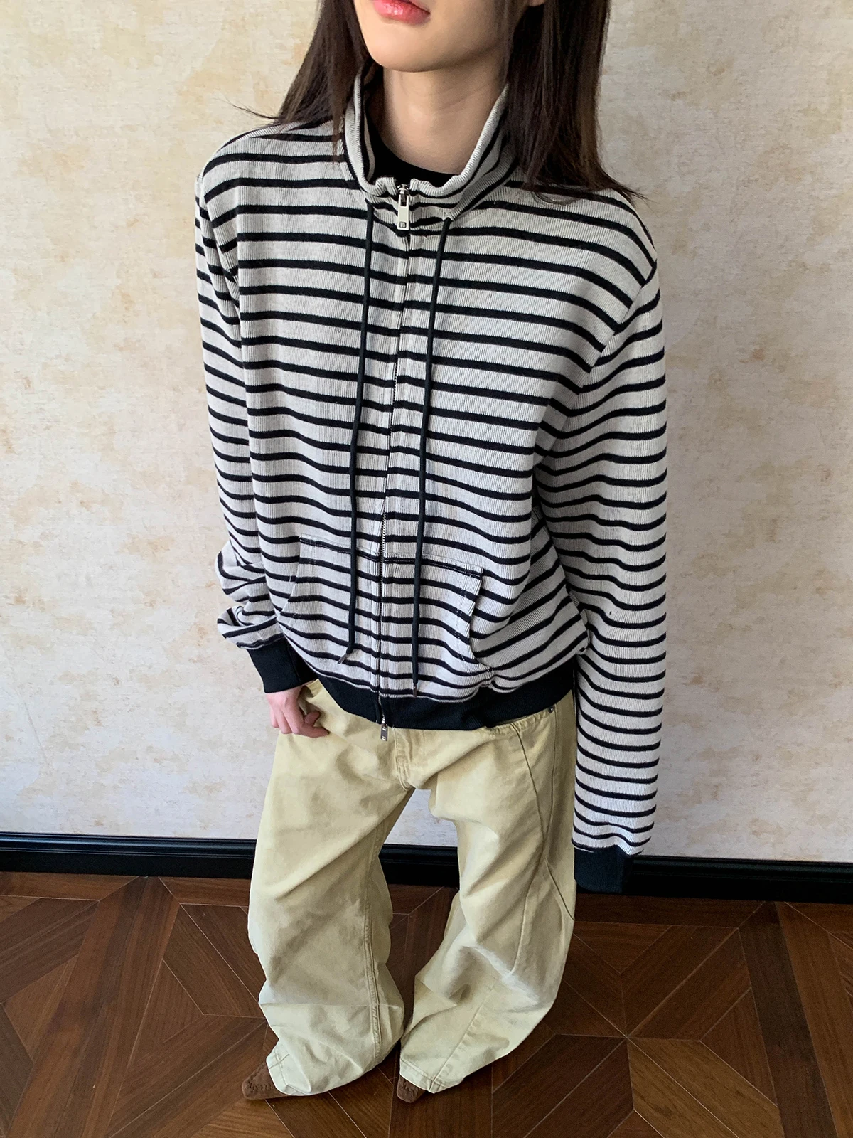 

Женская повседневная хлопковая куртка-худи Aket American Light Y Sle Color Block в полоску с двойной молнией и шнурком