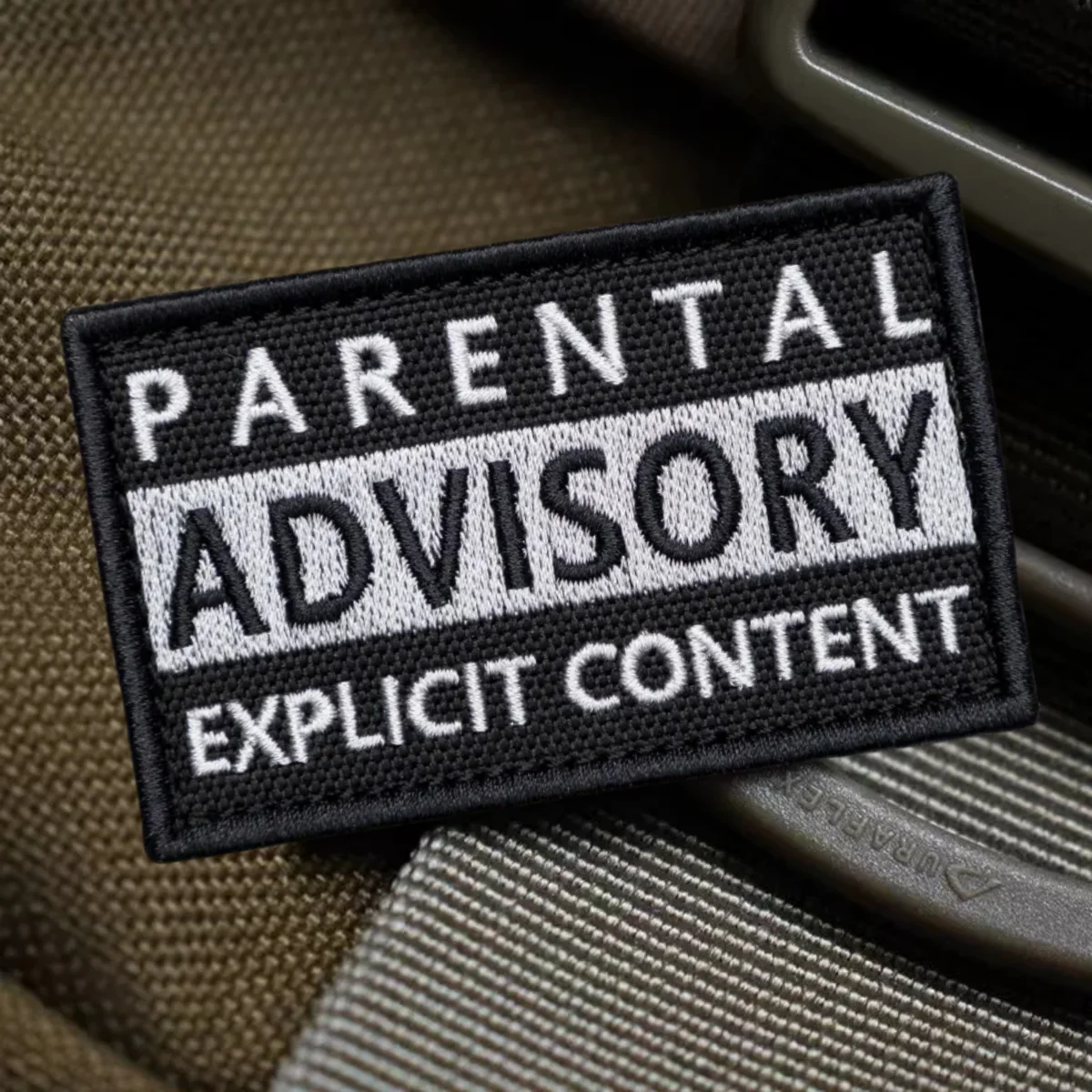 "Parental Advisory" Tactical Morale Embroidery Patch Hook&Loop Patch Military Army Badge Armband Backpack Vest Stickers